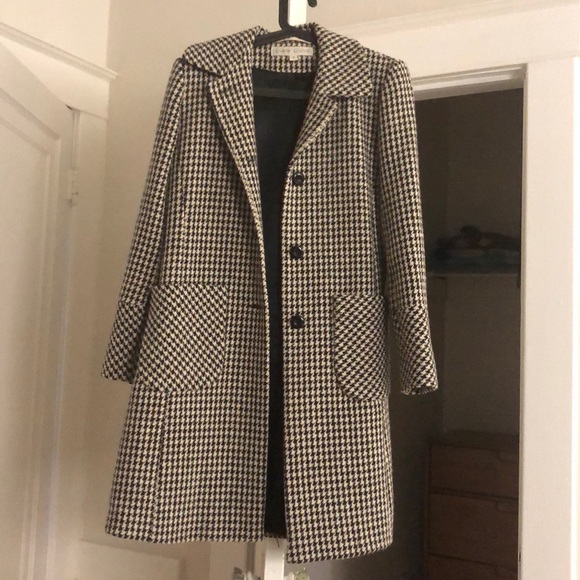 Larry Levine Jackets & Blazers - Larry Levin herring bone coat.